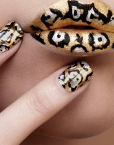 nail-gold-cheetah.jpg